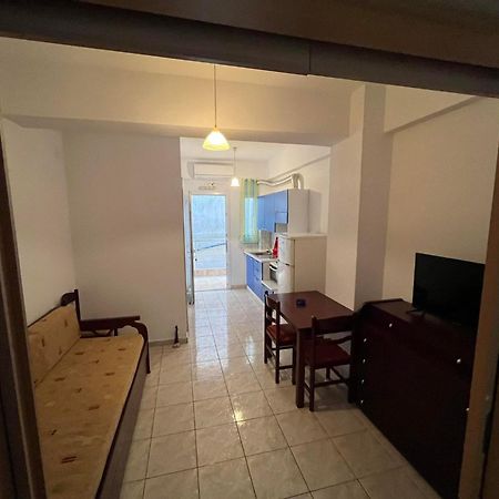 Dimos Apartments Kókkinon Nerón エクステリア 写真