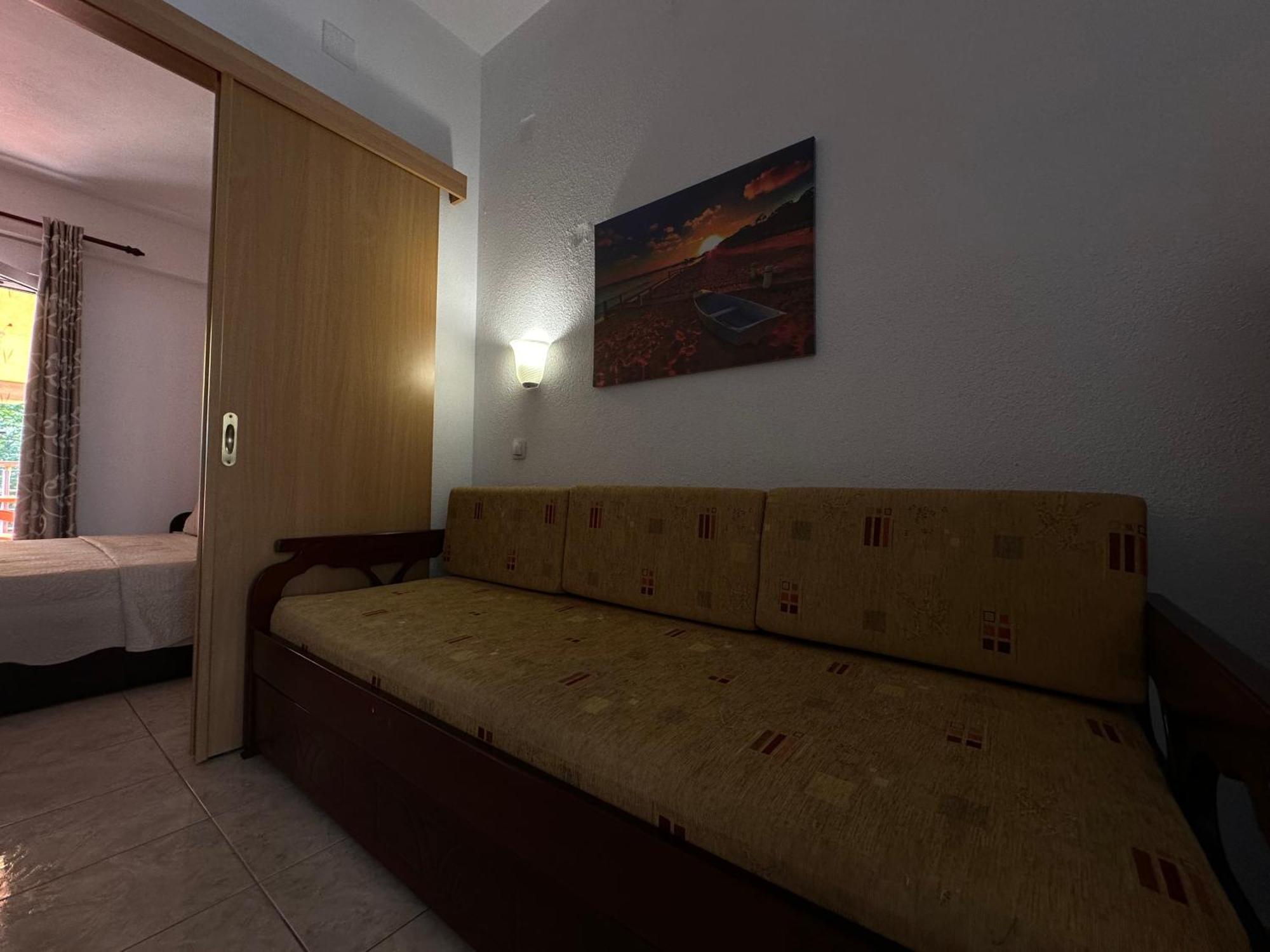 Dimos Apartments Kókkinon Nerón エクステリア 写真