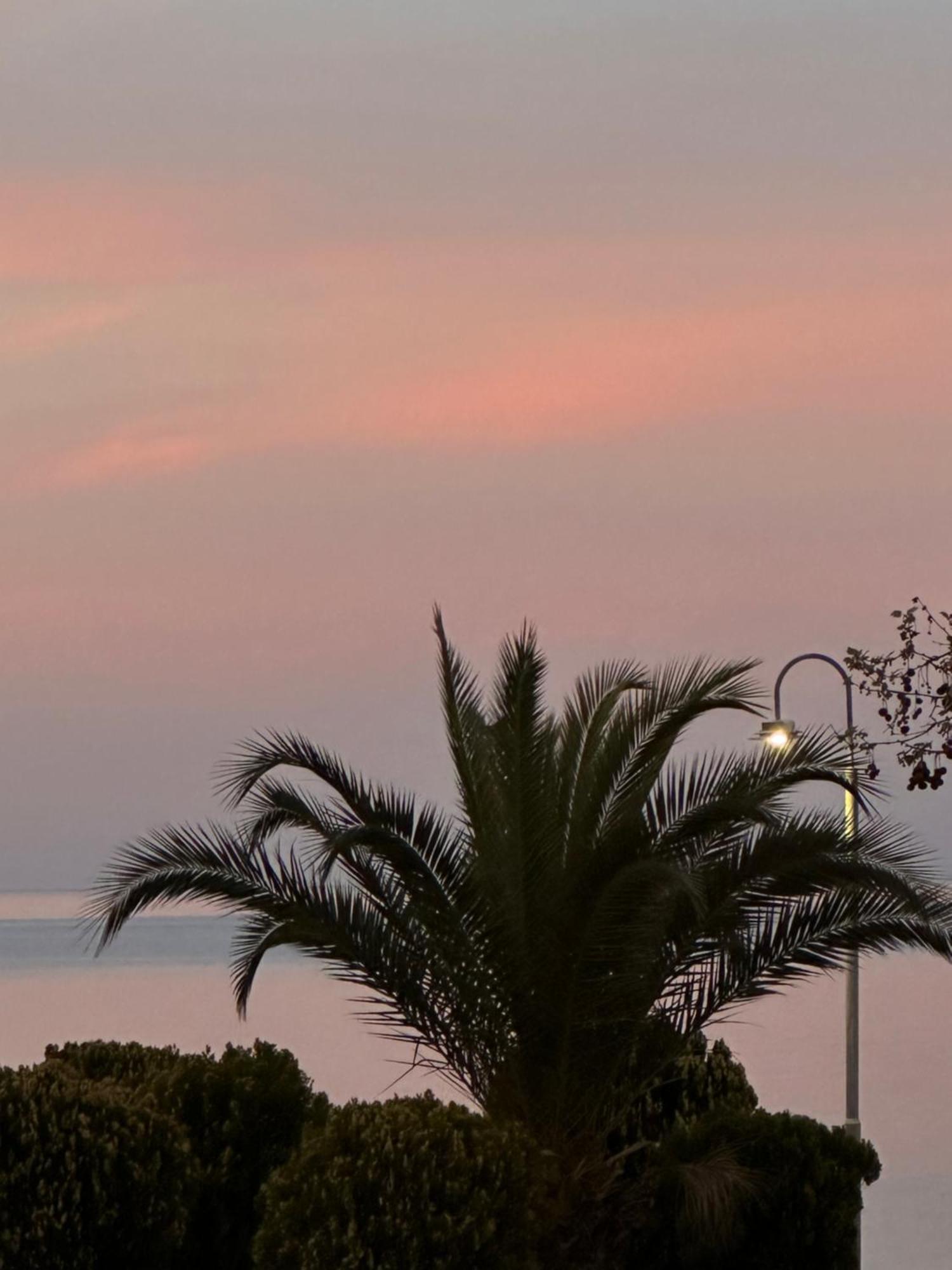 Dimos Apartments Kókkinon Nerón エクステリア 写真