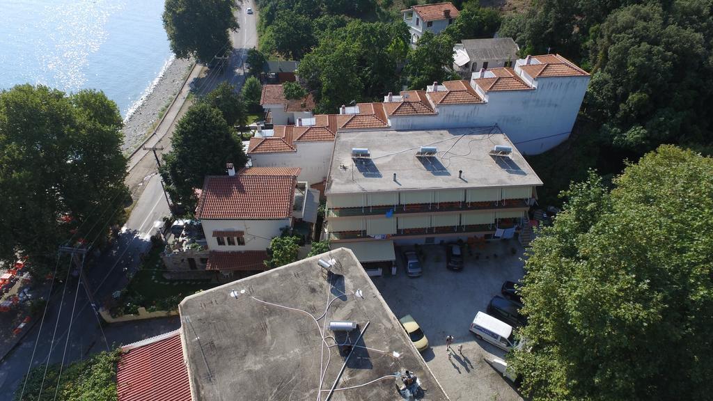Dimos Apartments Kókkinon Nerón エクステリア 写真